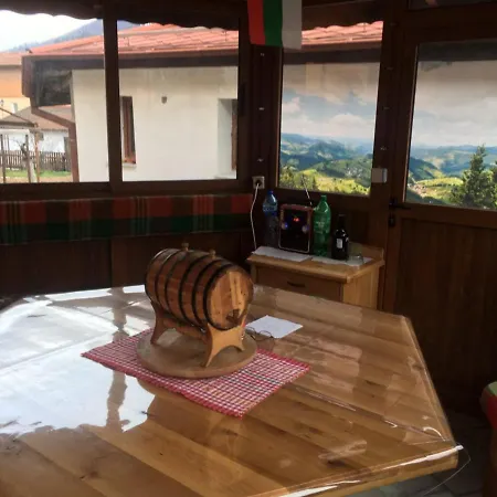 Apartman белевската къща с беседка Belevska House With Gazebo