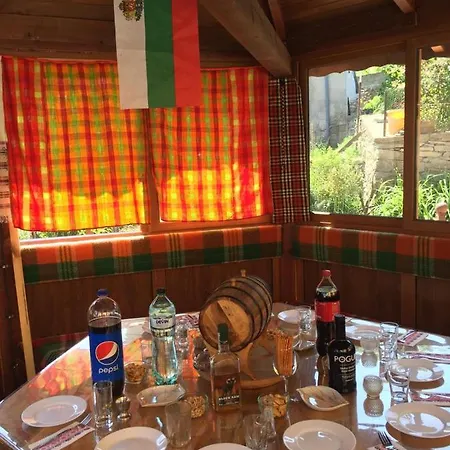 Apartman белевската къща с беседка Belevska House With Gazebo *