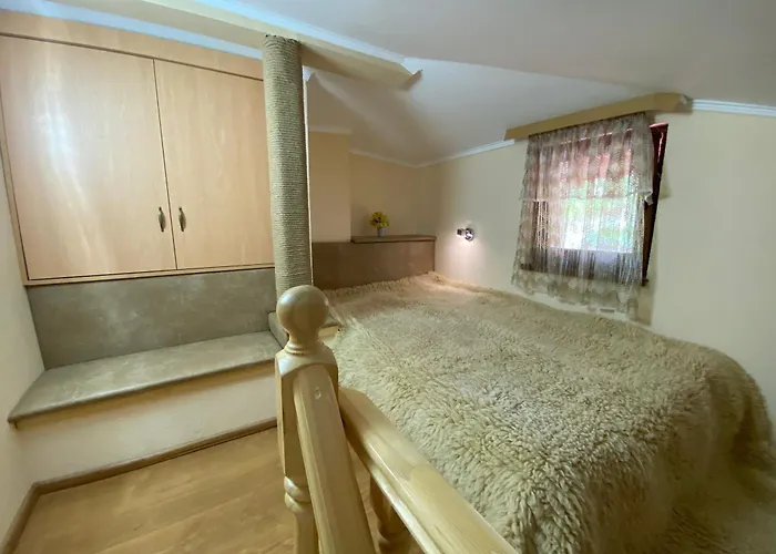 белевската къща с беседка Belevska House With Gazebo *